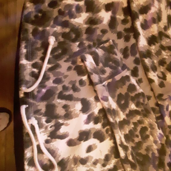 French Laundry sport cropped longsleeve - Picture 2 of 3